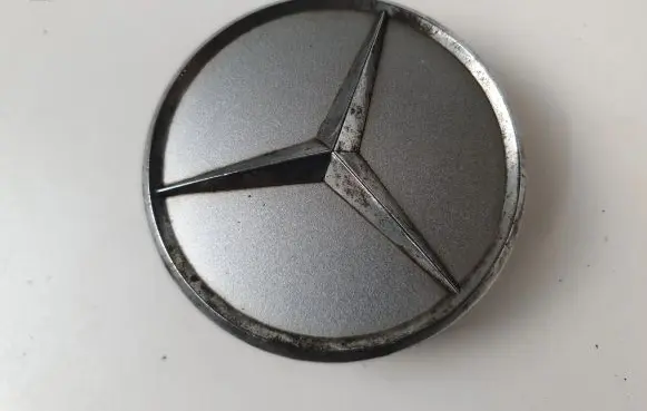 Mercedes-Benz E W212 Original wheel cap 2204000125