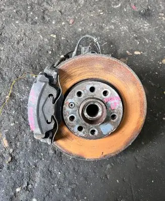 Opel Signum Front wheel hub spindle knuckle 7574