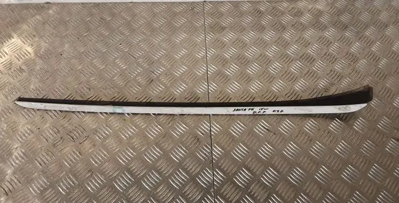 Hyundai Santa Fe Windshield trim 861432W000