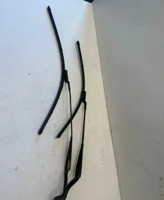 Ford S-MAX Front wiper blade arm
