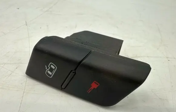 Audi RS4 B7 Central locking switch button 8E2962108