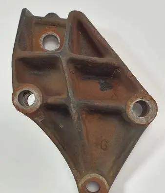 Peugeot Boxer Engine mounting bracket 1304104080
