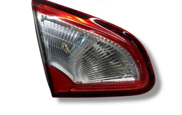 Nissan Qashqai Tailgate rear/tail lights 89503189 0003 B26555BR01A