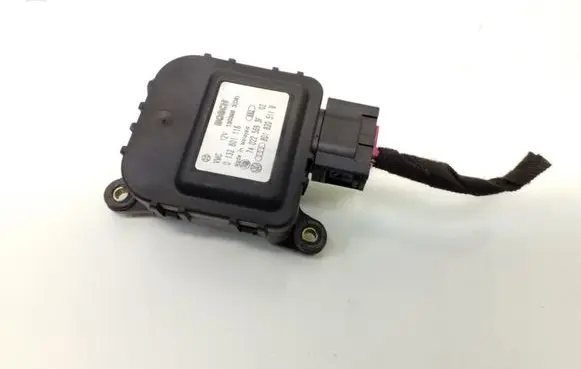 Audi A4 S4 B5 8D Intake manifold valve actuator/motor 8D1820511B 0132801116 740225693F
