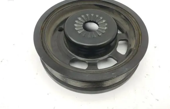 Audi Q2 - Crankshaft pulley 04C105243Q