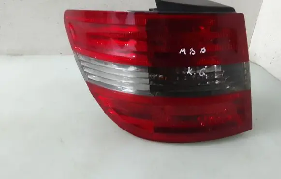 Mercedes-Benz B W245 Rear/tail lights A1698202564