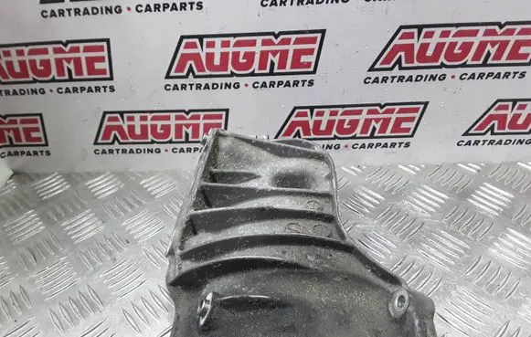 BMW 3 E90 E91 A/C compressor mount bracket 7556836