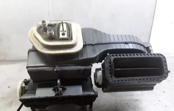 Opel Insignia A Interior heater climate box assembly 13257011