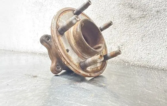 Opel Astra J Rear wheel ball bearing 13502873 D300A7