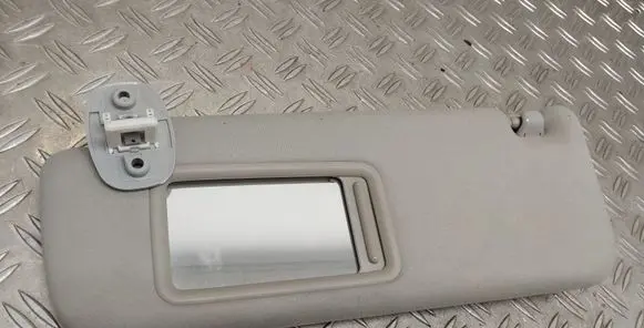 Toyota Prius+ (ZVW40) Sun visor