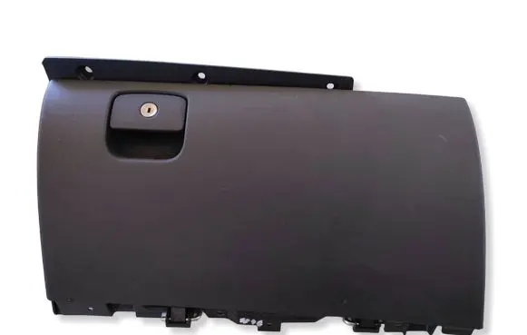 Jaguar XE Glove box 
