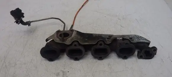 Opel Vivaro Exhaust manifold 140045202R