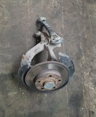 Audi A4 S4 B7 8E 8H Rear wheel hub