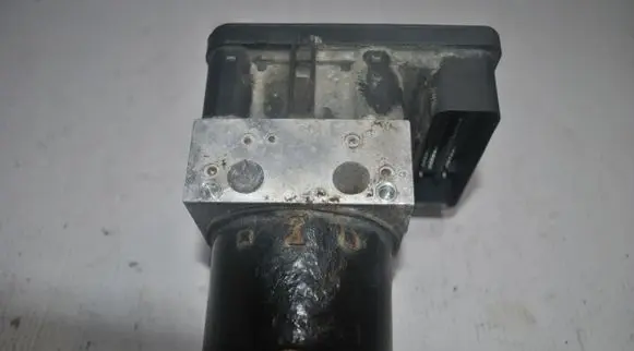 Suzuki Grand Vitara II ABS Pump 06210951543
