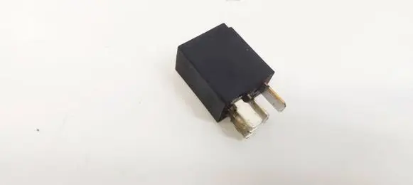 Ford Mondeo MK IV Other relay 6G9T14B192AA 6G9T-14B192-AA