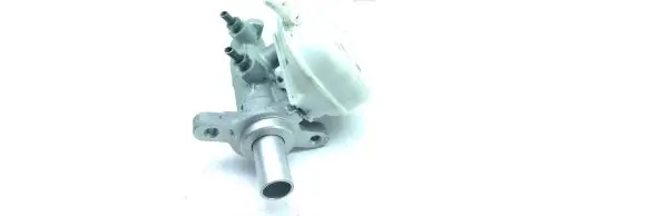Master brake cylinder