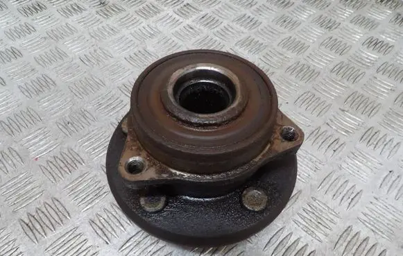 Jeep Grand Cherokee Front wheel hub 