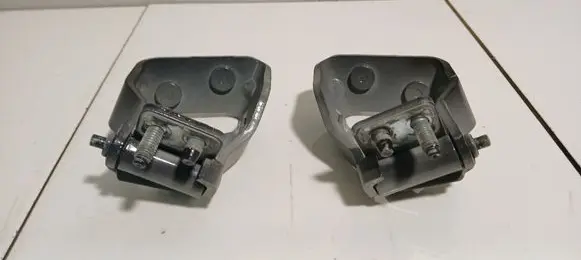 Audi Q7 4L Loading door lower hinge 