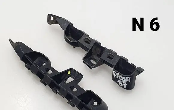 Volkswagen PASSAT B7 Front bumper mounting bracket 3AA807184 3AA807183
