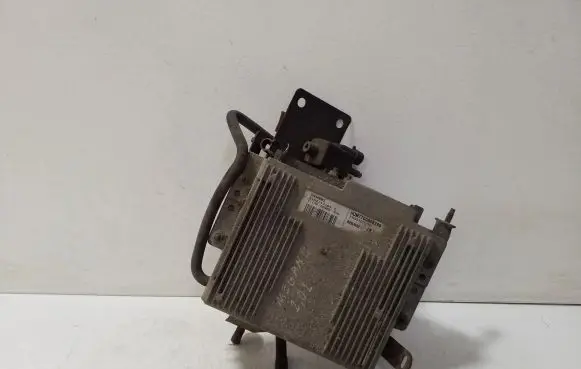 Renault Megane I Engine control unit/module S103717101C 7700102198