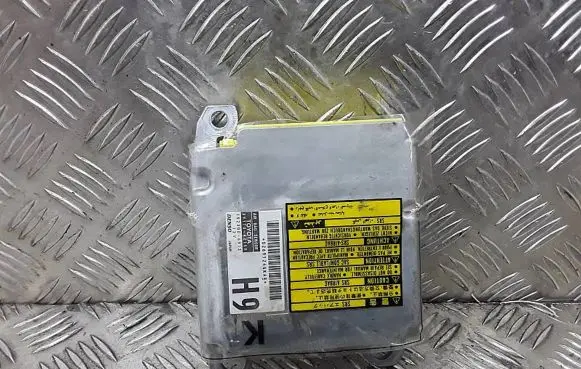 Toyota RAV 4 (XA20) Airbag control unit/module 8917042160 1523006912