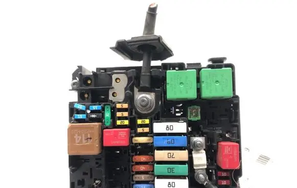 Opel Mokka B Fuse box set 9804848480