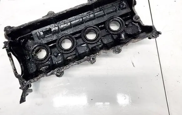 Opel Astra J Rocker cam cover 