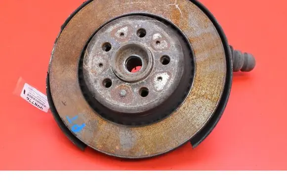 Volvo XC90 Front wheel hub spindle knuckle