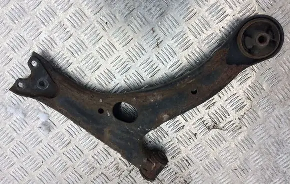Toyota Corolla Verso AR10 Front lower control arm/wishbone