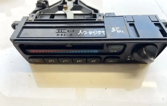 Subaru Legacy Climate control unit