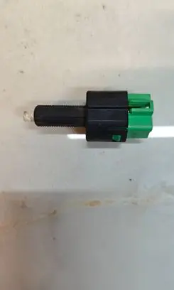 Mitsubishi Grandis Brake pedal sensor switch CS500