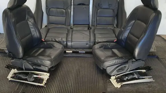 Volvo V70 Seat set 