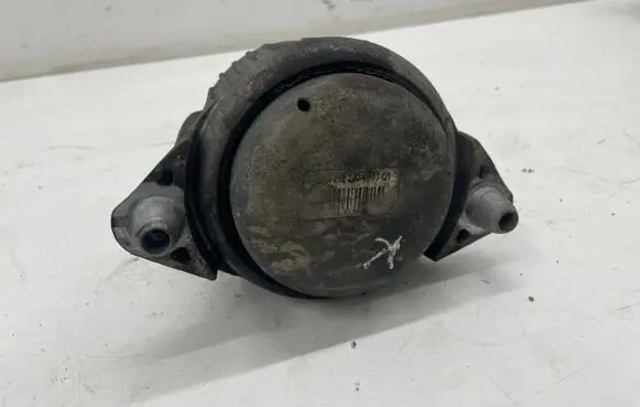 Mercedes-Benz E C207 W207 Engine mount bracket A2122404117