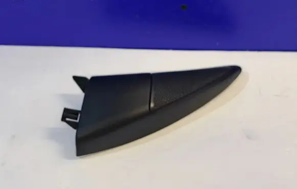 Land Rover Discovery 4 - LR4 Front door speaker cover trim AH2217701AC