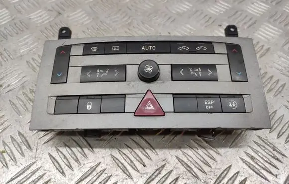 Peugeot 407 Climate control unit 96573322