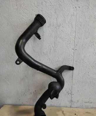 Volkswagen Golf V Intercooler hose/pipe
