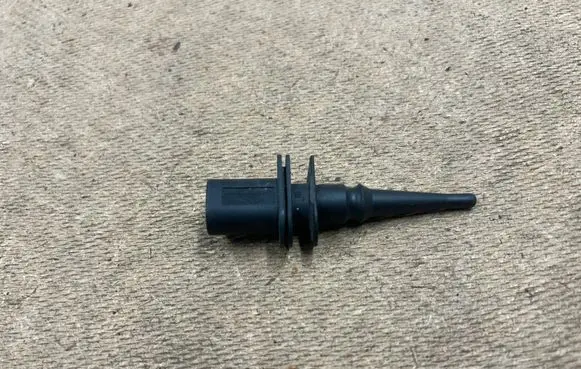 BMW 3 E46 Outside/external air temperature sensor 65816936953 6936953