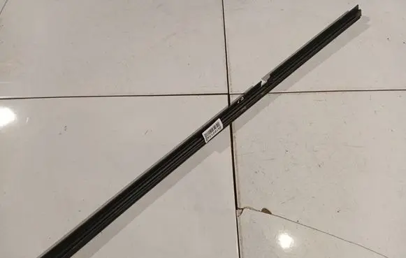 Renault Scenic II - Grand scenic II Front door glass trim molding