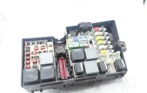 Ford C-MAX I Fuse module 3M5T14A067BC 518804109