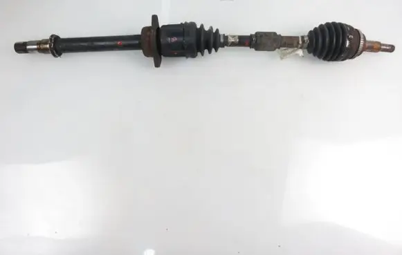 Toyota Avensis T250 Front driveshaft 