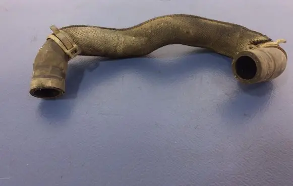 Audi A8 S8 D4 4H Engine coolant pipe/hose