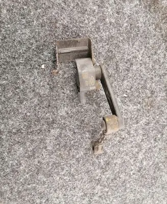 Land Rover Discovery 5 Rear suspension height sensor lever JPLA3D026AA JPLA3D026