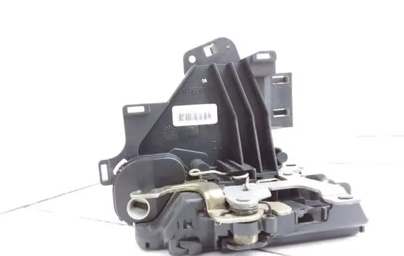 Volkswagen Caddy Front door lock 3B1837016 CZWL3113684