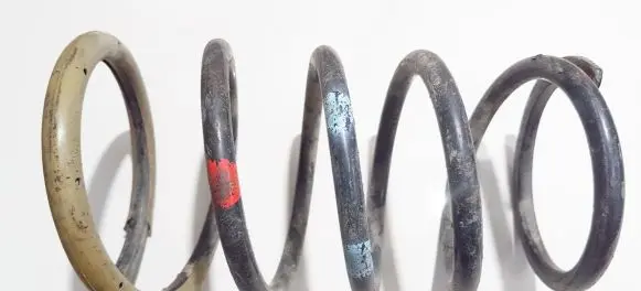 Nissan X-Trail T30 Rear coil spring