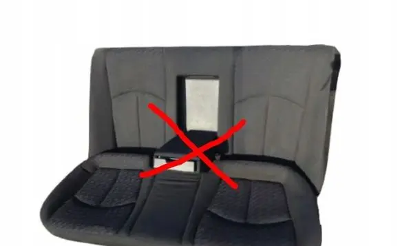 Mercedes-Benz E W211 Second row seats 