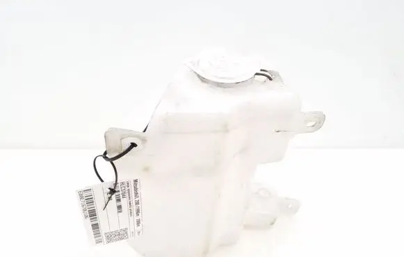Mitsubishi L200 Windshield washer fluid reservoir/tank HLC37044