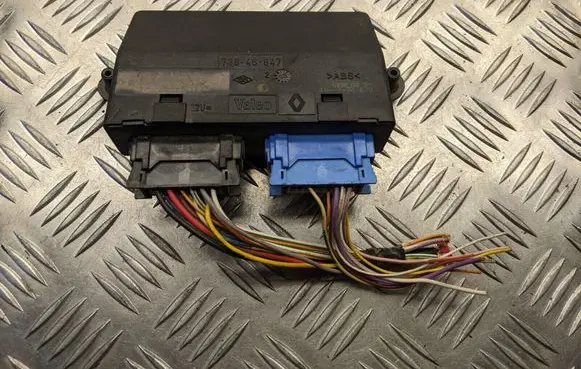 Renault Laguna I Comfort/convenience module 73846847