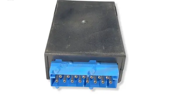 BMW 3 E36 Window wiper relay 8366381 61358366381