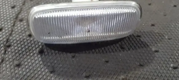 Audi A6 S6 C5 4B Front fender indicator light 4B0949127