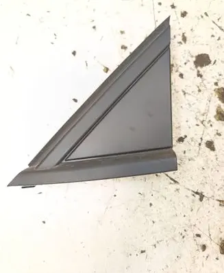 Opel Crossland X Front door glass trim molding 13482337